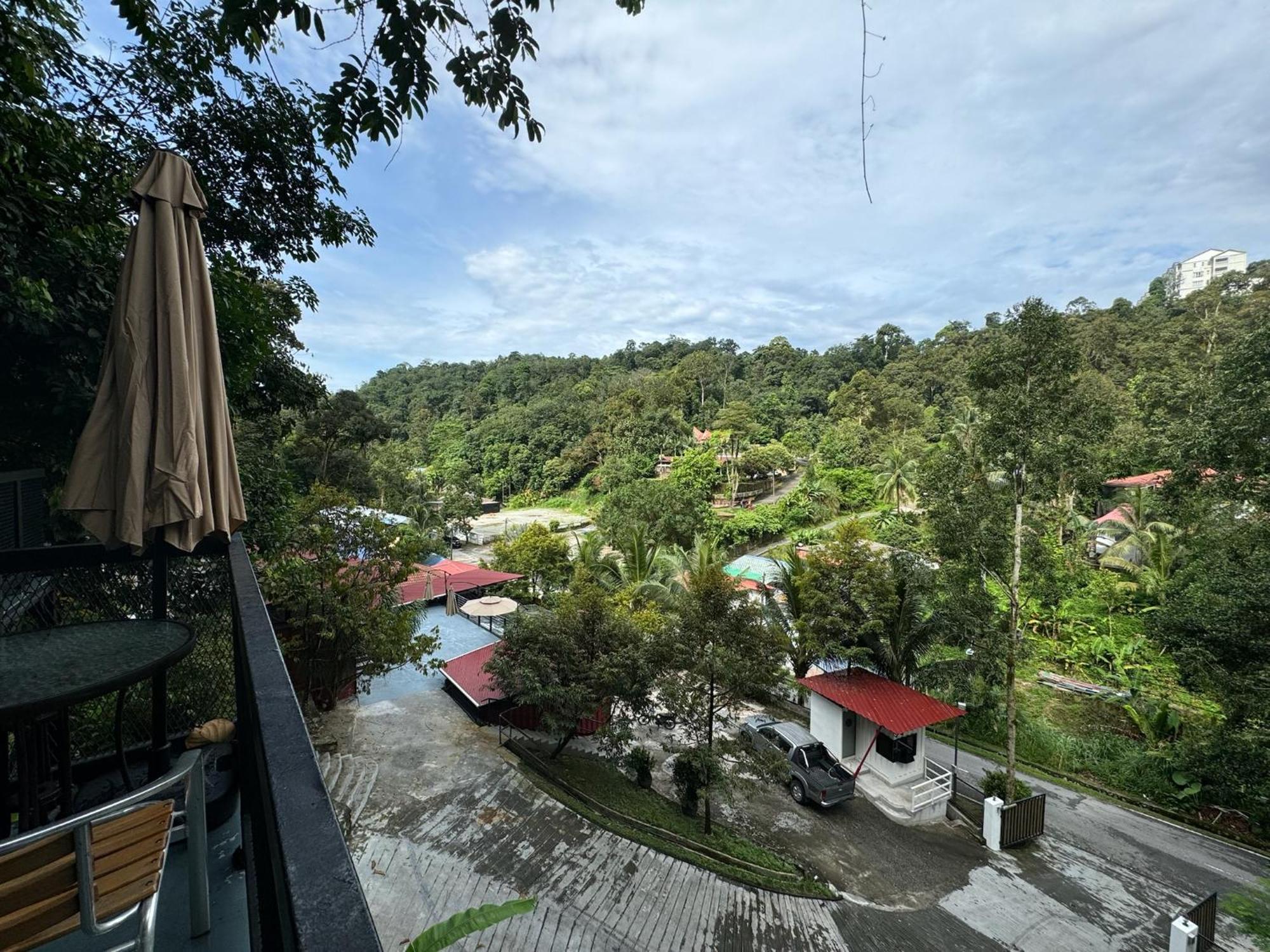 Hillside Red Hotel